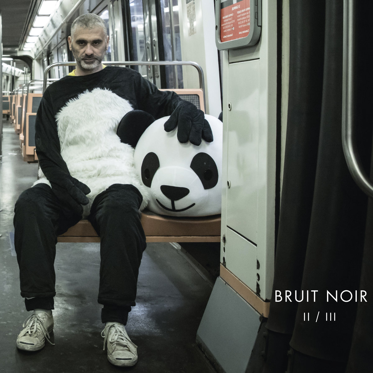 II/III / Bruit Noir